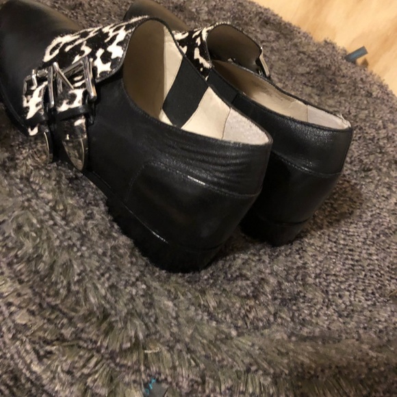 Michael Kors Black Leather Hair Calf Flat Shoe - Picture 6 of 7